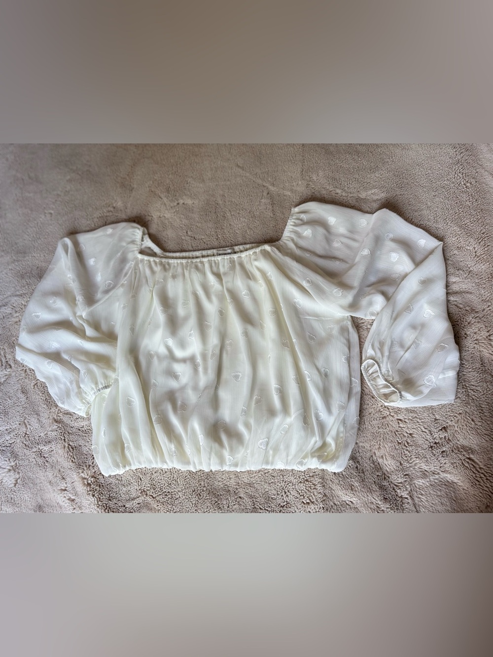 NWT Francesca’s sheer heart detail ivory peasant blouse. Size large